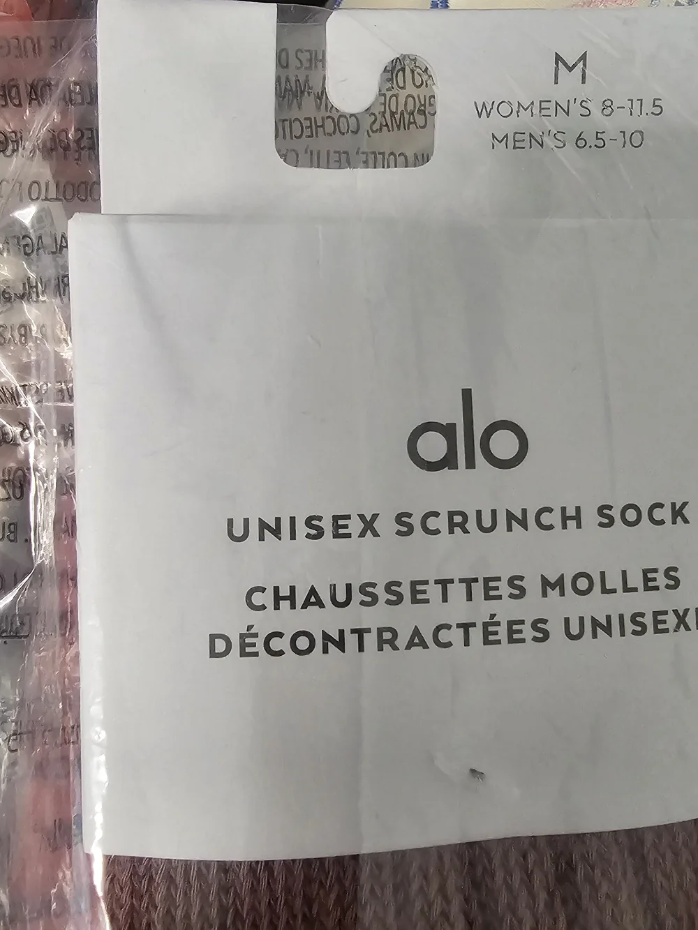 NWT ALO Yoga Unisex Ribbed Scrunch Socks in Smoky Quartz Rose Medium - Picture 3 of 5